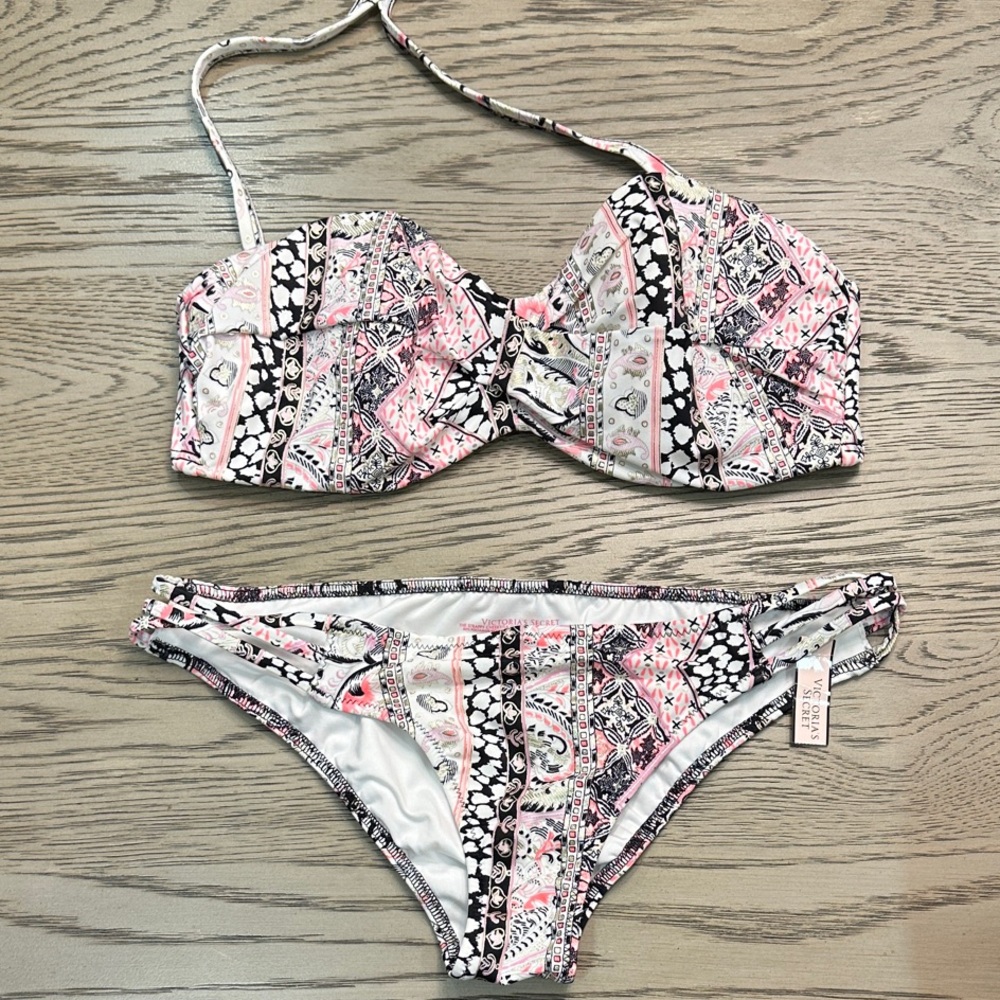 Victoria's Secret Black and Pink Bikini Bottom